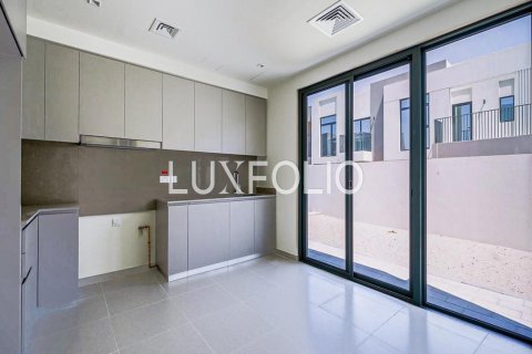 Vila di Dubai South (Dubai World Central), Dubai, UEA 4 kamar tidur, 210 m2 nomor 628251 - foto 7