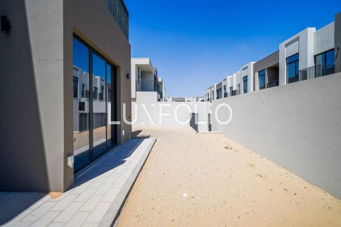 Vila di Dubai South (Dubai World Central), Dubai, UEA 4 kamar tidur, 210 m2 nomor 628251 - foto 4