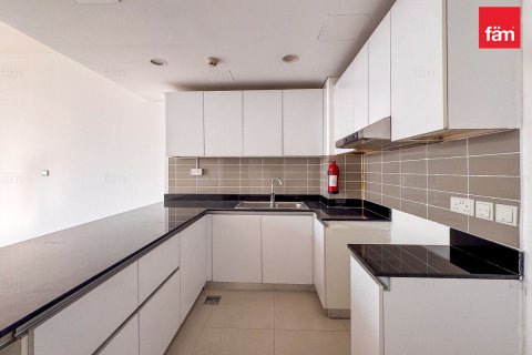 Lägenhet till försäljning i Dubai, UAE 3 sovrum, 147.4 kvm Nr. 682363 - fotografi 5