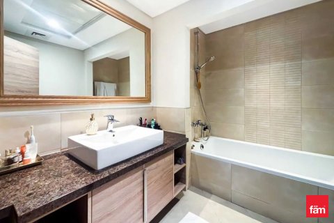 Apartment til salg i Dubai, UAE 2 soveværelser, 128.6 kvm № 682403 - foto 10