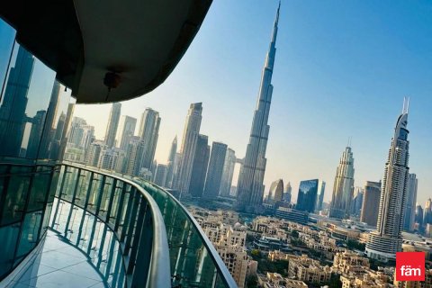 Apartment in Downtown Dubai (Downtown Burj Dubai), UAE 2 bedrooms, 115.4 sq.m. № 646963 - photo 3