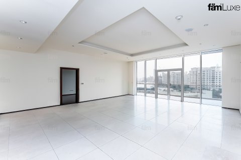 Appartamento in affitto a Palm Jumeirah, Dubai, EAU 3 camere da letto, 223 mq. № 646962 - foto 16