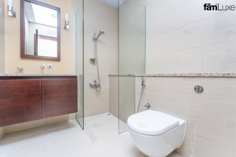 Appartamento in affitto a Palm Jumeirah, Dubai, EAU 3 camere da letto, 223 mq. № 646962 - foto 6