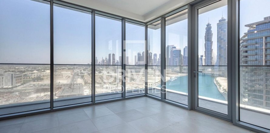 Apartment in Al Wasl, Dubai, UAE 2 bedrooms, 150 sq.m. № 602086