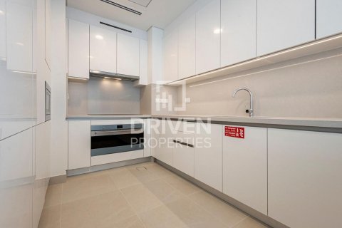 Apartment in Al Wasl, Dubai, UAE 2 bedrooms, 150 sq.m. № 602086 - photo 11
