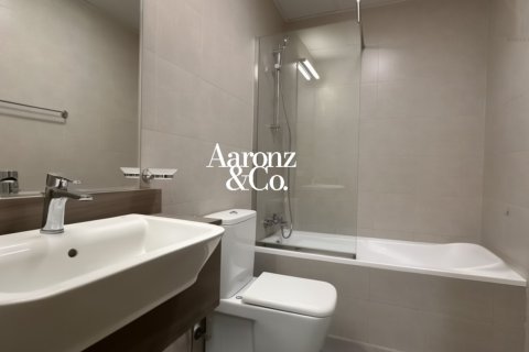 Apartment in Al Furjan, Dubai, UAE 2 bedrooms, 93 sq.m. № 717856 - photo 9
