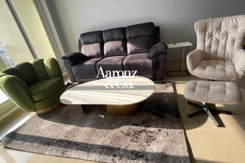 Apartment in Jumeirah Village Circle, Dubai, UAE 2 bedrooms, 122 sq.m. № 717855 - photo 3