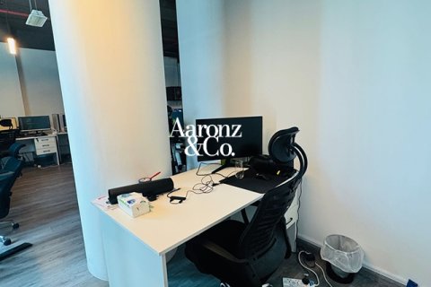 Office in Business Bay, Dubai, UAE 61 sq.m. № 717854 - photo 7
