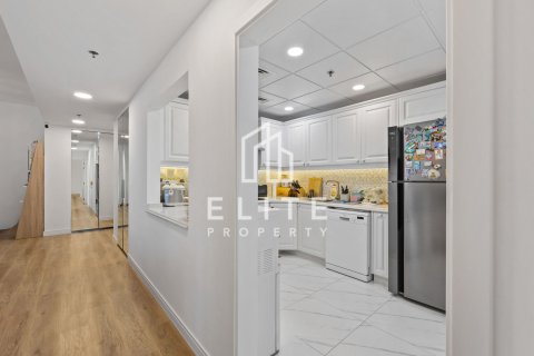 Apartment in Jumeirah Beach Residence, Dubai, UAE 3 bedrooms, 173 sq.m. № 682014 - photo 20