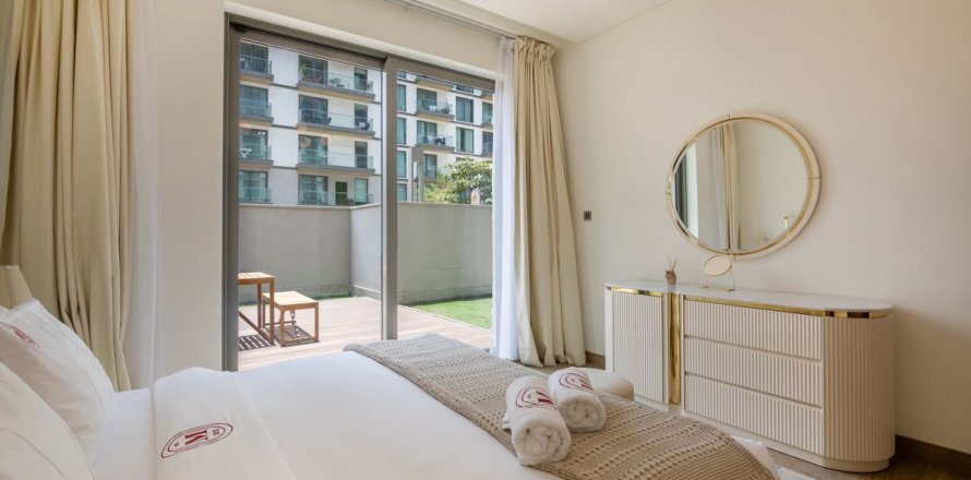 Dubai、UAEにあるマンション 1ベッドルーム、150.4 m2 No662447