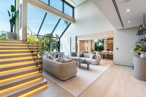 Villa en venta en Jumeirah Islands, Dubai, EAU 5 dormitorios, 548 m2 № 696154 - foto 9