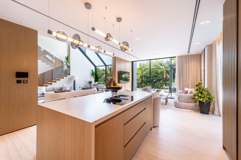 Villa en venta en Jumeirah Islands, Dubai, EAU 5 dormitorios, 548 m2 № 696154 - foto 11