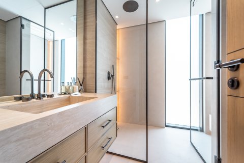 Villa en venta en Jumeirah Islands, Dubai, EAU 5 dormitorios, 548 m2 № 696154 - foto 24