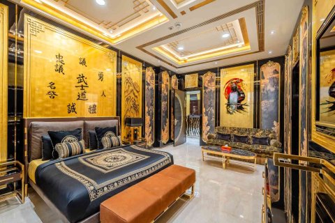 Villa in Dubai, UAE 6 bedrooms, 3054 sq.m. № 696159 - photo 20