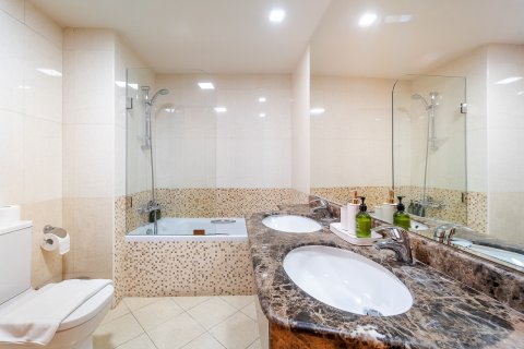 Apartman u Dubai Marina, UAE 4 spavaćih soba, 236 m2 Br. 696155 - fotografija 19