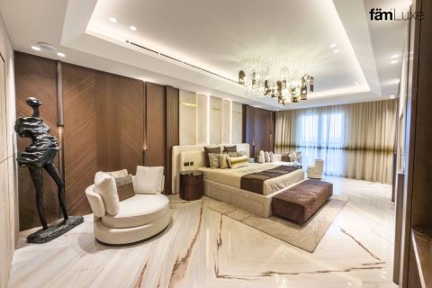 Villetta a schiera in vendita a Dubai, EAU 5 camere da letto, 518.3 mq. № 766677 - foto 3