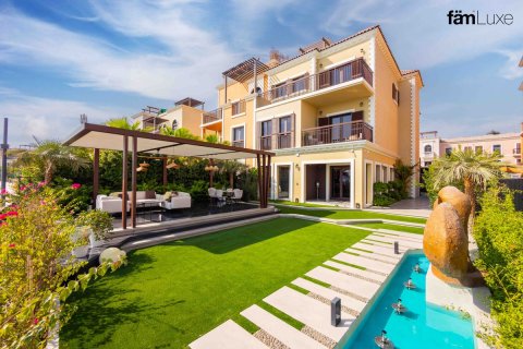 Villetta a schiera in vendita a Dubai, EAU 5 camere da letto, 518.3 mq. № 766677 - foto 13