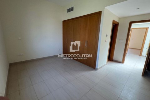 Villa in Jumeirah Park, Dubai, UAE 4 bedrooms, 455 sq.m. № 593797 - photo 19