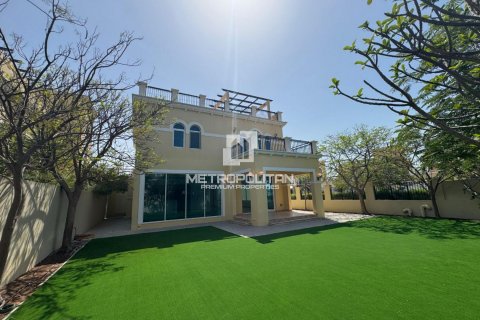 Villa in Jumeirah Park, Dubai, UAE 4 bedrooms, 455 sq.m. № 593797 - photo 6
