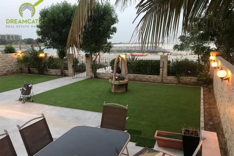 Duplex zur Miete in Al Hamra Village, Ras Al Khaimah, VAE 4 Schlafzimmer, 453 m2 Nr. 588702 - Foto 16
