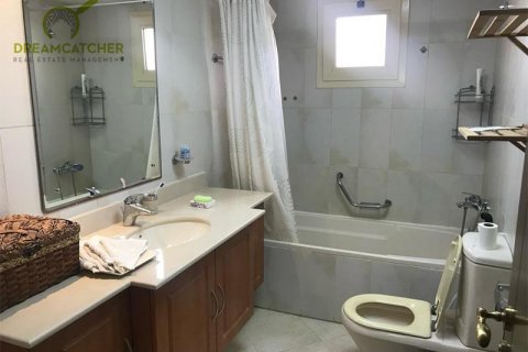 Duplex zur Miete in Al Hamra Village, Ras Al Khaimah, VAE 4 Schlafzimmer, 453 m2 Nr. 588702 - Foto 14