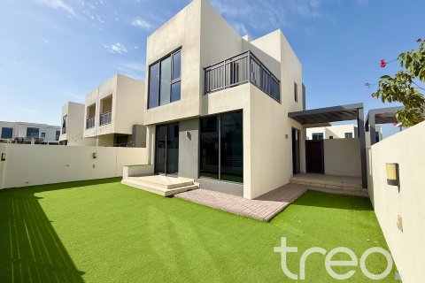 Villa itt: Dubai Hills Estate, Dubai, EAE, 4 hálószoba, 228.73 m², azonosító: 753766 - fénykép 1