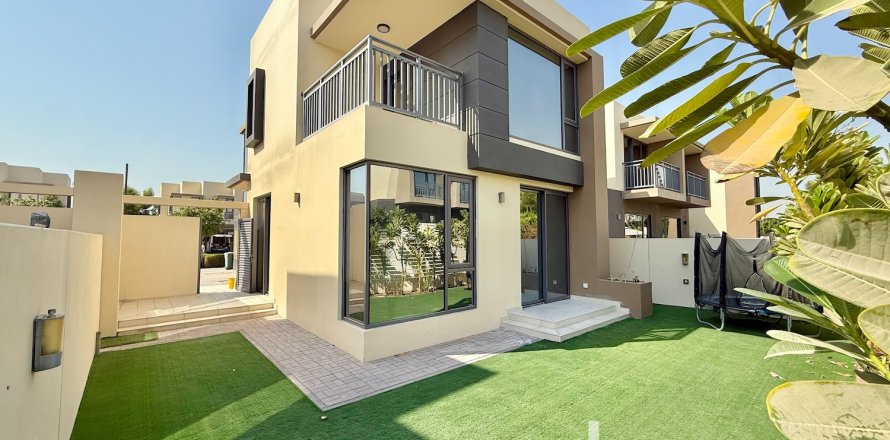 Stadthaus in Dubai Hills Estate, Dubai, VAE: 4 Schlafzimmer, 228.73 m2 Nr. 753769