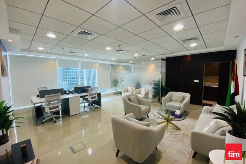 Office i Business Bay, Dubai, UAE 156.2 kvm № 693227