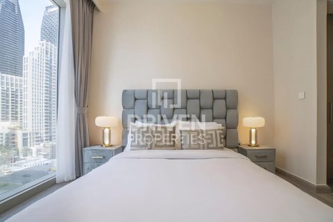Apartment til salg i Downtown Dubai (Downtown Burj Dubai), Dubai, UAE 2 soveværelser, 105 kvm № 602182 - foto 6