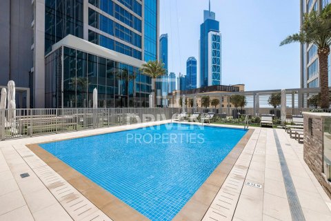 Apartment til salg i Downtown Dubai (Downtown Burj Dubai), Dubai, UAE 2 soveværelser, 105 kvm № 602182 - foto 12