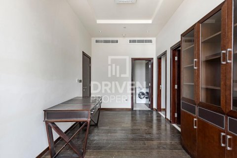 Apartemen di Palm Jumeirah, Dubai, UEA 3 kamar tidur, 222 m2 nomor 602183 - foto 12