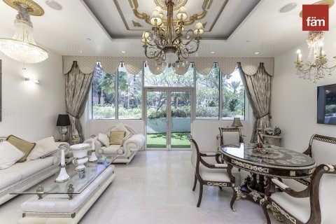 Apartemen di Palm Jumeirah, Dubai, UEA 1 kamar tidur, 174.9 m2 nomor 573531 - foto 1