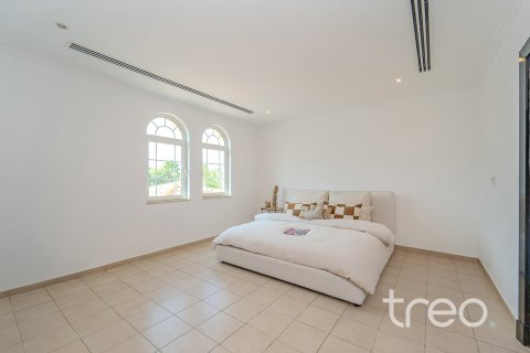 Huvila Jumeirah Park, Dubai, Arabiemiraatit 4 makuuhuonetta, 402.73 m2 № 733076 - kuva 3