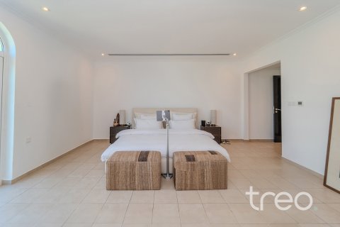 Huvila Jumeirah Park, Dubai, Arabiemiraatit 4 makuuhuonetta, 402.73 m2 № 733076 - kuva 9