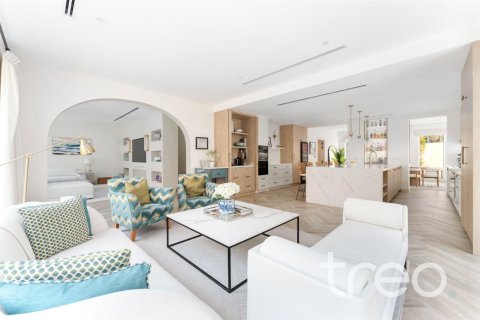 Villa in Arabian Ranches, Dubai, UAE 5 bedrooms, 418.06 sq.m. № 733070 - photo 5