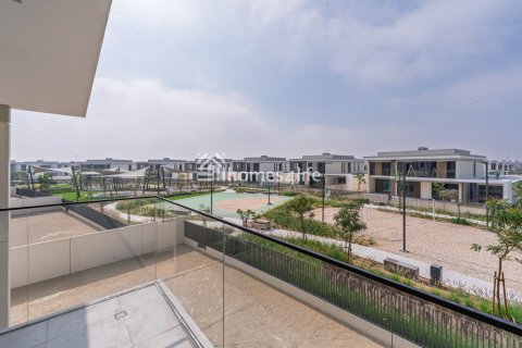 Villa te huur in Tilal Al Ghaf, Dubai, VAE 6 slaapkamers, 831 vr.m., nr 692739 - foto 3