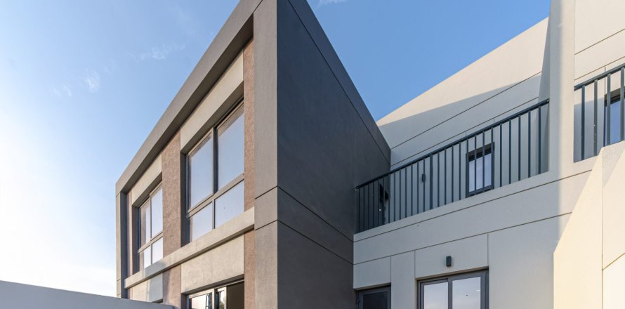 Maison de ville à Dubai South (Dubai World Central), Dubai, EAU: 2 chambres, 131 m2 № 693277