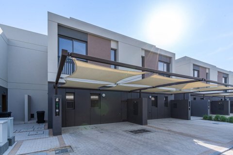 Maison de ville à Dubai South (Dubai World Central), Dubai, EAU: 2 chambres, 129 m2 № 693276