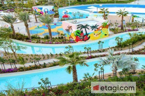 Řadový dům v Dubai, SAE 4 ložnice, 317.3 m² Č.: 571435 - fotografie 7