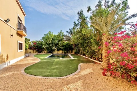 Villa sa The Villa, Dubai, UAE 5 silid-tulugan, 793.39 sq.m. № 750774 - larawan 16