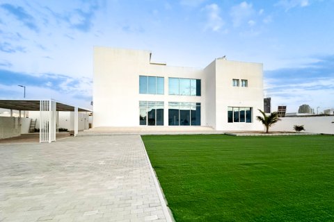 Villa i Dubai, UAE 6 sovrum, 743.22 kvm Nr. 750776