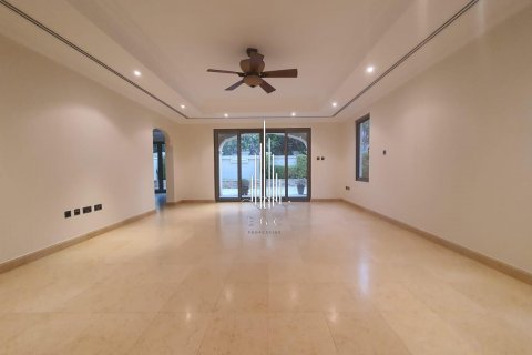 Villa til salg i Saadiyat Island, Abu Dhabi, UAE 4 soveværelser, 339.9 kvm № 557926 - foto 2