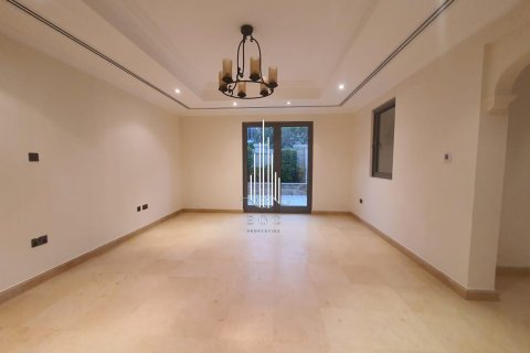 Villa til salg i Saadiyat Island, Abu Dhabi, UAE 4 soveværelser, 339.9 kvm № 557926 - foto 25
