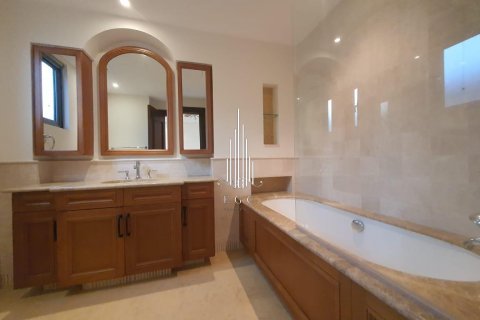 Villa til salg i Saadiyat Island, Abu Dhabi, UAE 4 soveværelser, 339.9 kvm № 557926 - foto 16