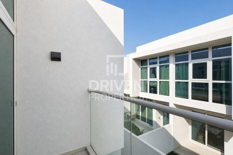 Kuća u nizu u gradu Dubai, UAE 3 spavaće sobe, 112.23 m2 Br. 762376 - Slika 24