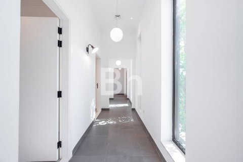 Снять в аренду виллу в Аль-Хаваниж, Дубай, ОАЭ 3 спальни, 1561м2, № 614646 - фото 19