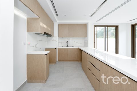 Shtëpi në qytet në Dubai, Emiratet e Bashkuara Arabe 4 dhoma gjumi, 216.46 m2. № 733701 - Foto 14
