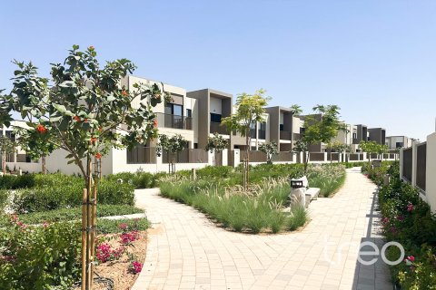 Shtëpi në qytet në Dubai, Emiratet e Bashkuara Arabe 4 dhoma gjumi, 216.46 m2. № 733701 - Foto 15