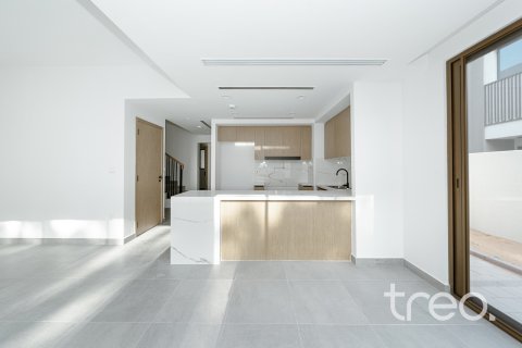 Shtëpi në qytet në Dubai, Emiratet e Bashkuara Arabe 4 dhoma gjumi, 216.46 m2. № 733701 - Foto 9