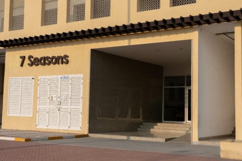 Apartment in 7 Seasons in International City, Dubai, UAE 1 bedroom, 123.97 sq.m. № 564892 - photo 9